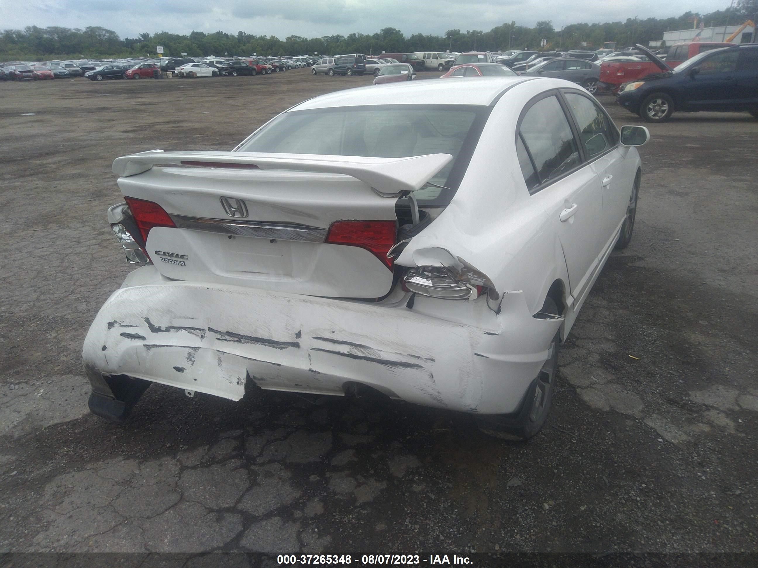 Photo 5 VIN: 19XFA1F99AE039178 - HONDA CIVIC 