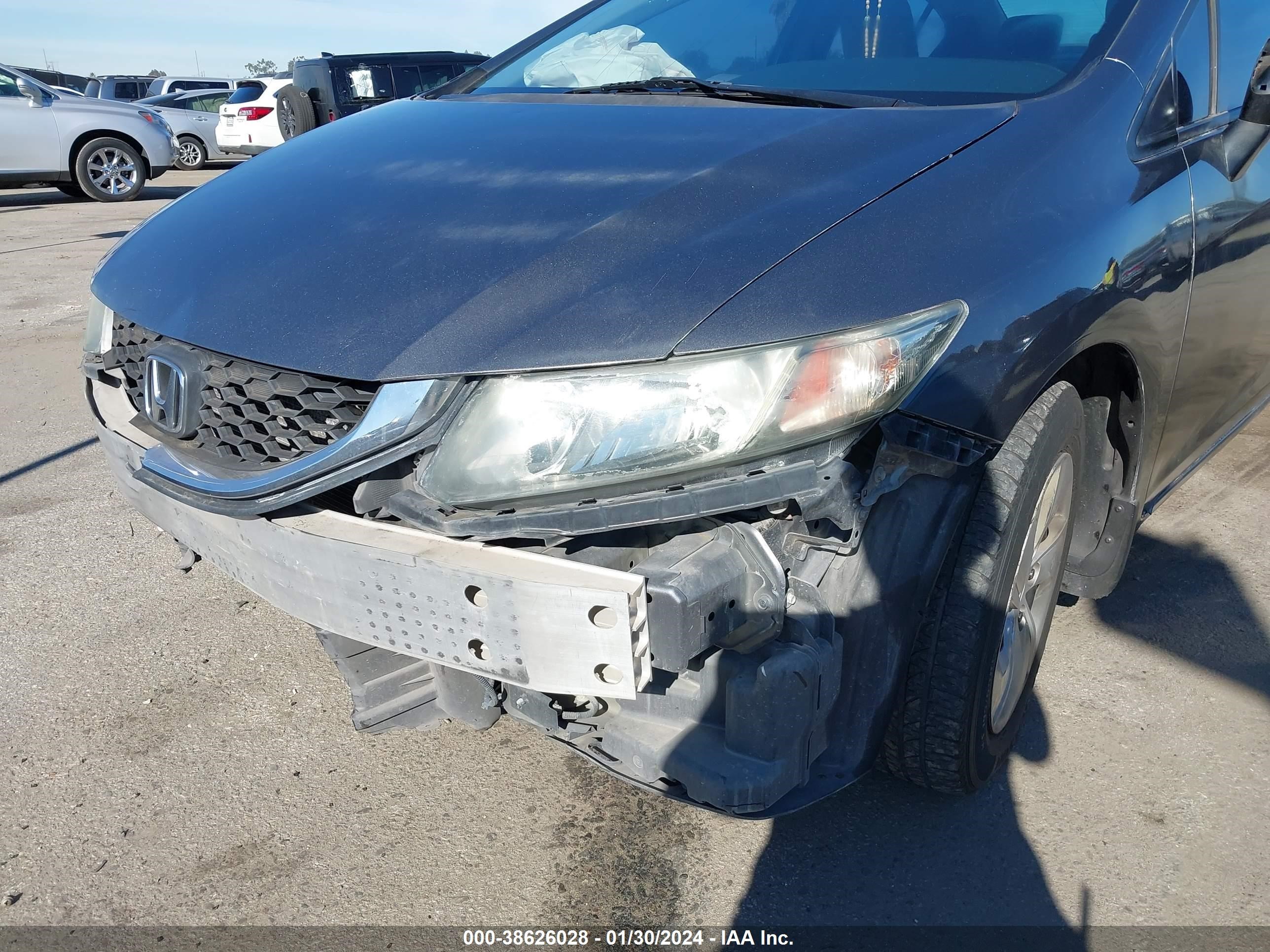 Photo 5 VIN: 19XFB2E56DE098551 - HONDA CIVIC 