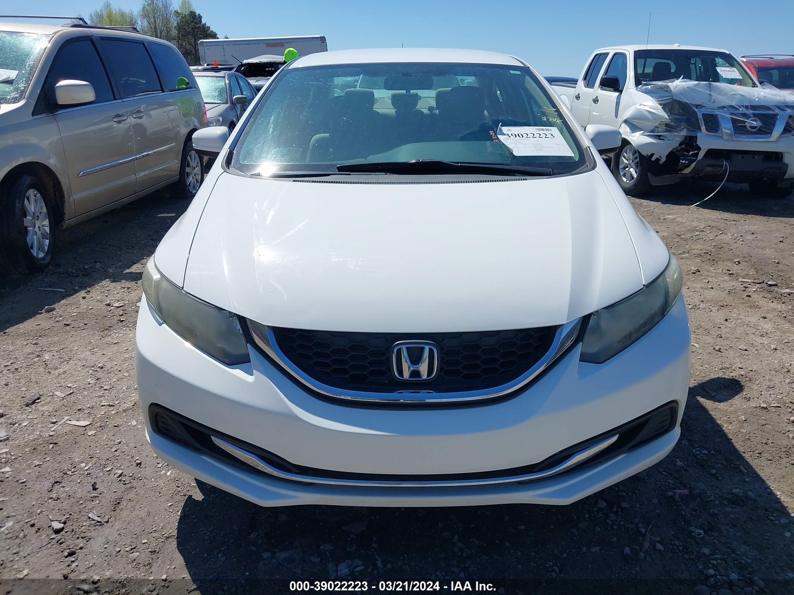 Photo 12 VIN: 19XFB2E58EE025084 - HONDA CIVIC 