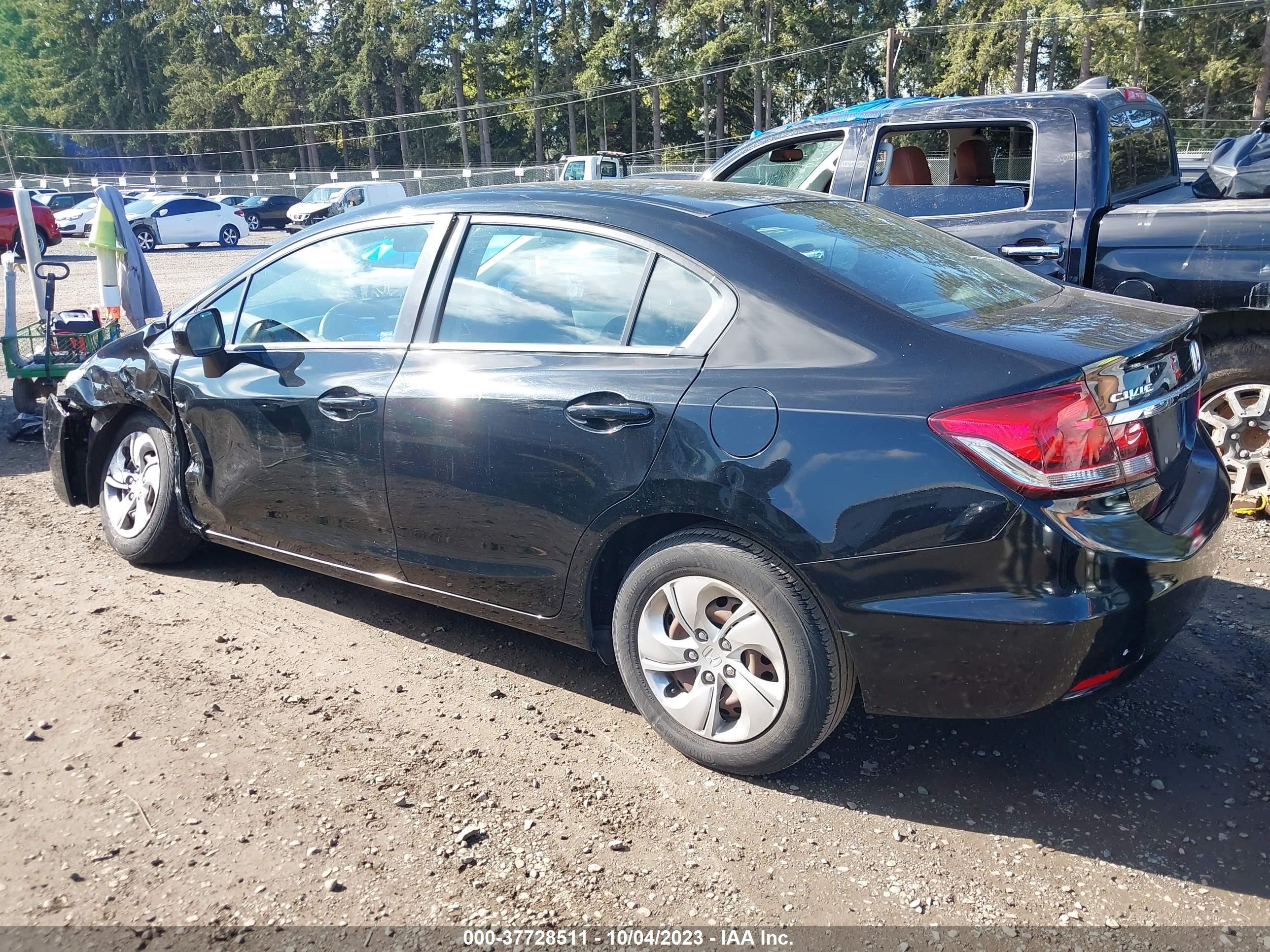 Photo 13 VIN: 19XFB2E5XEE025104 - HONDA CIVIC 