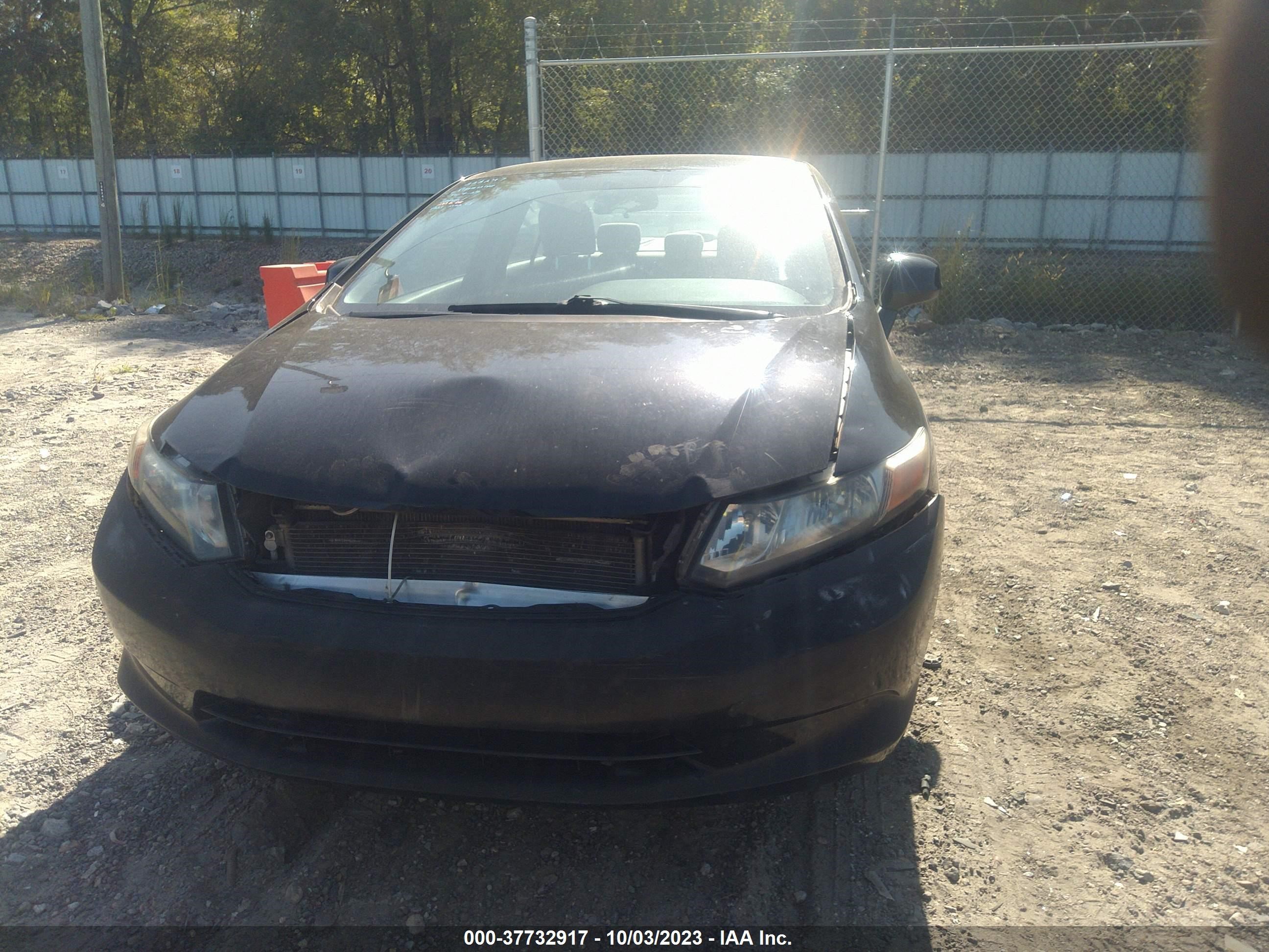 Photo 5 VIN: 19XFB2F50CE040299 - HONDA CIVIC 