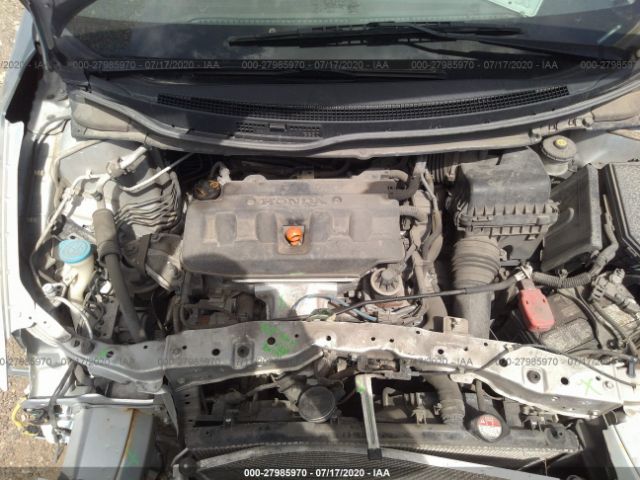 Photo 9 VIN: 19XFB2F50CE350081 - HONDA CIVIC SDN 