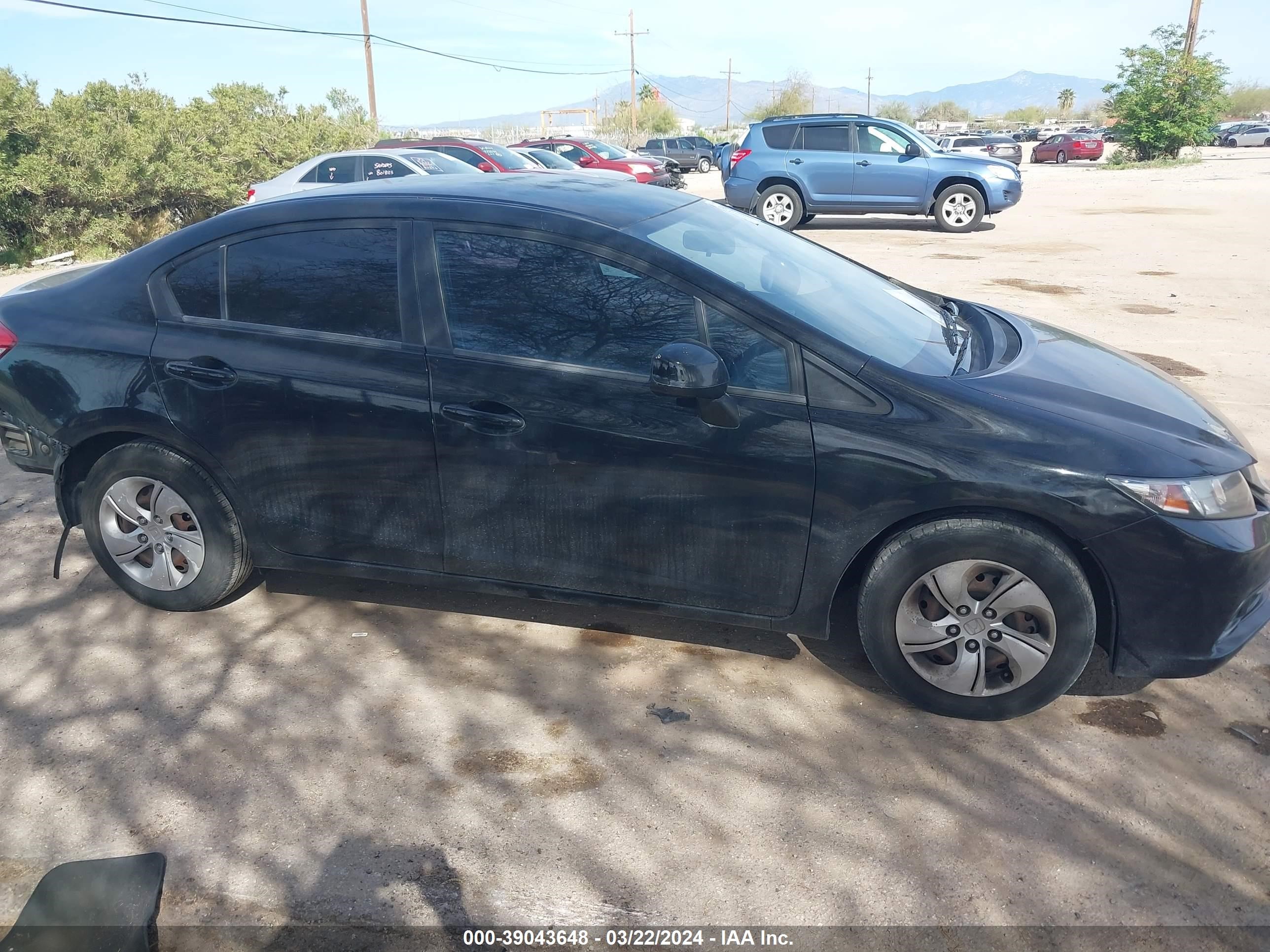 Photo 12 VIN: 19XFB2F50DE265520 - HONDA CIVIC 