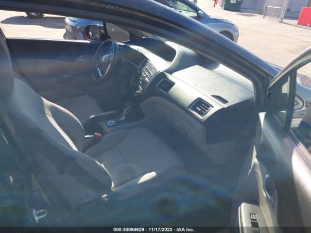 Photo 4 VIN: 19XFB2F50EE031928 - HONDA CIVIC 