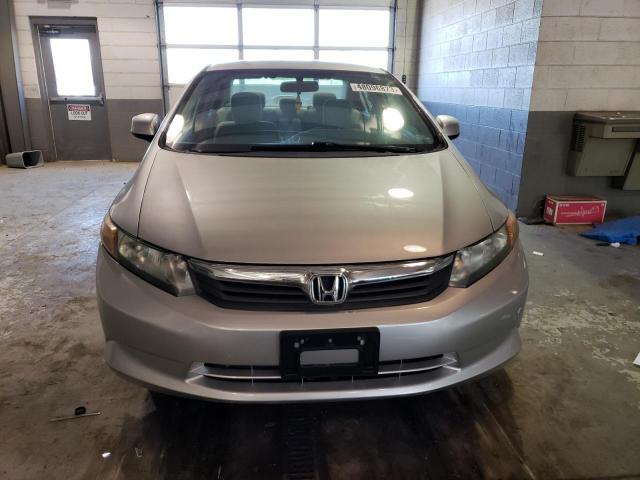 Photo 4 VIN: 19XFB2F51CE100476 - HONDA CIVIC LX 