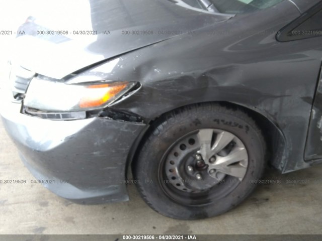 Photo 5 VIN: 19XFB2F51CE316392 - HONDA CIVIC SDN 