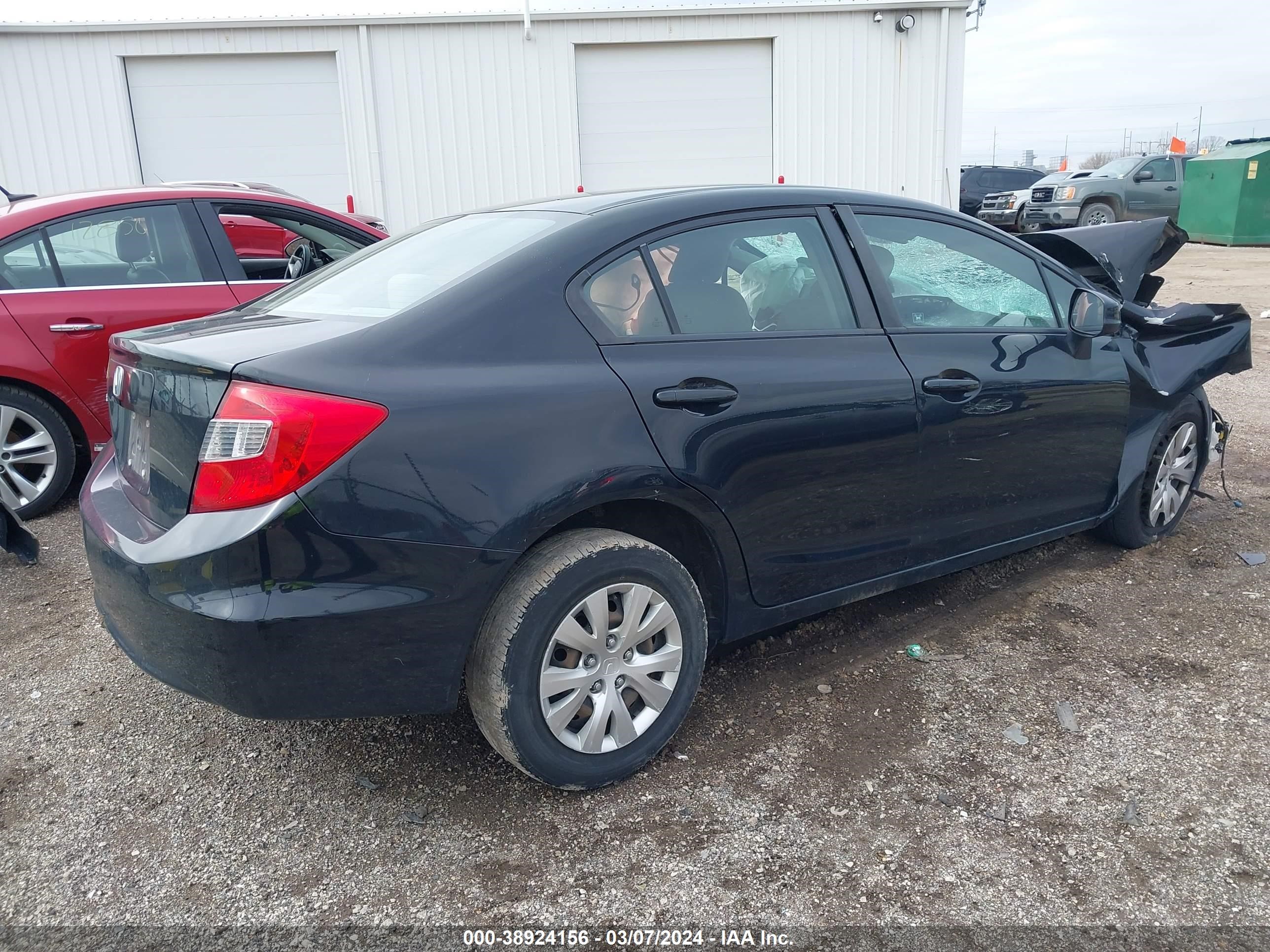 Photo 3 VIN: 19XFB2F51CE384692 - HONDA CIVIC 