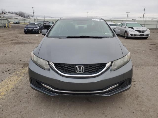 Photo 4 VIN: 19XFB2F51DE245163 - HONDA CIVIC LX 