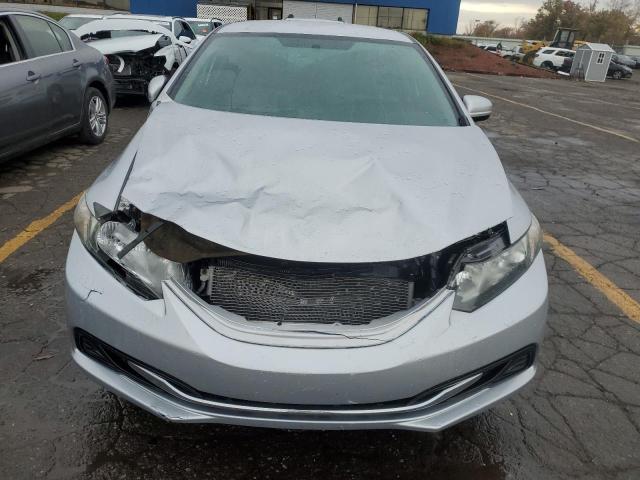 Photo 4 VIN: 19XFB2F51FE071324 - HONDA CIVIC LX 