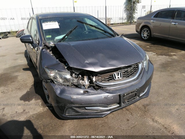 Photo 5 VIN: 19XFB2F51FE272897 - HONDA CIVIC SEDAN 