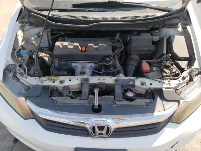 Photo 6 VIN: 19XFB2F52CE324596 - HONDA CIVIC LX 