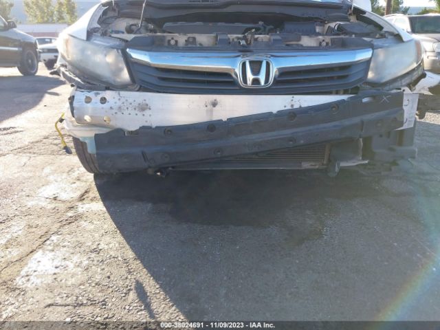 Photo 5 VIN: 19XFB2F52CE344511 - HONDA CIVIC 