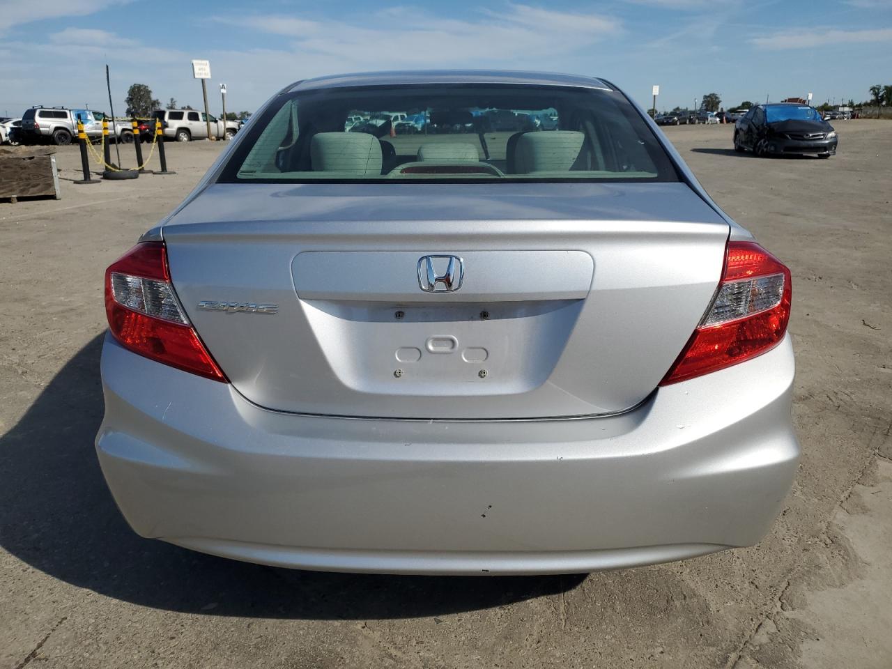 Photo 5 VIN: 19XFB2F52CE361518 - HONDA CIVIC 