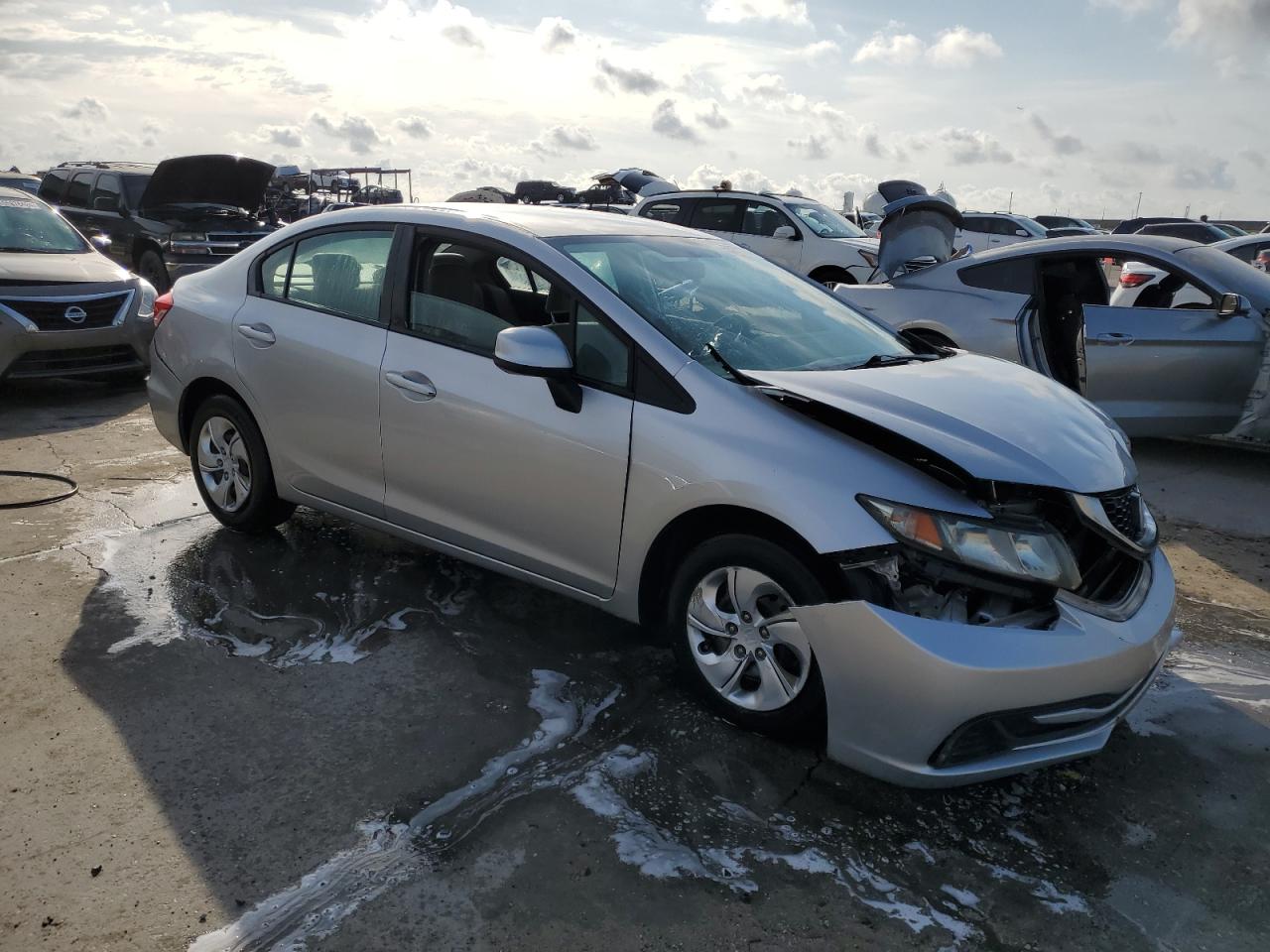 Photo 3 VIN: 19XFB2F52DE093300 - HONDA CIVIC 