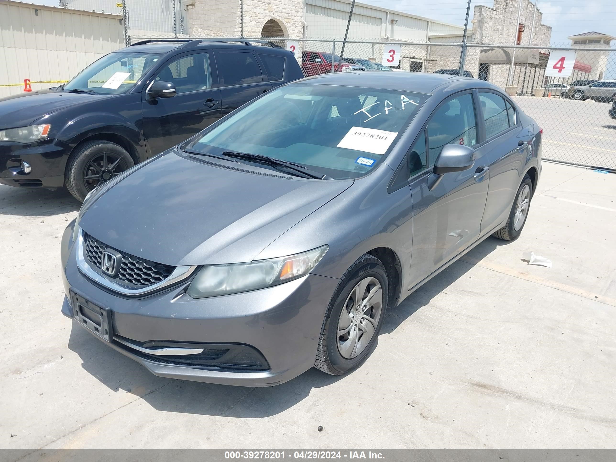 Photo 1 VIN: 19XFB2F52DE287891 - HONDA CIVIC 