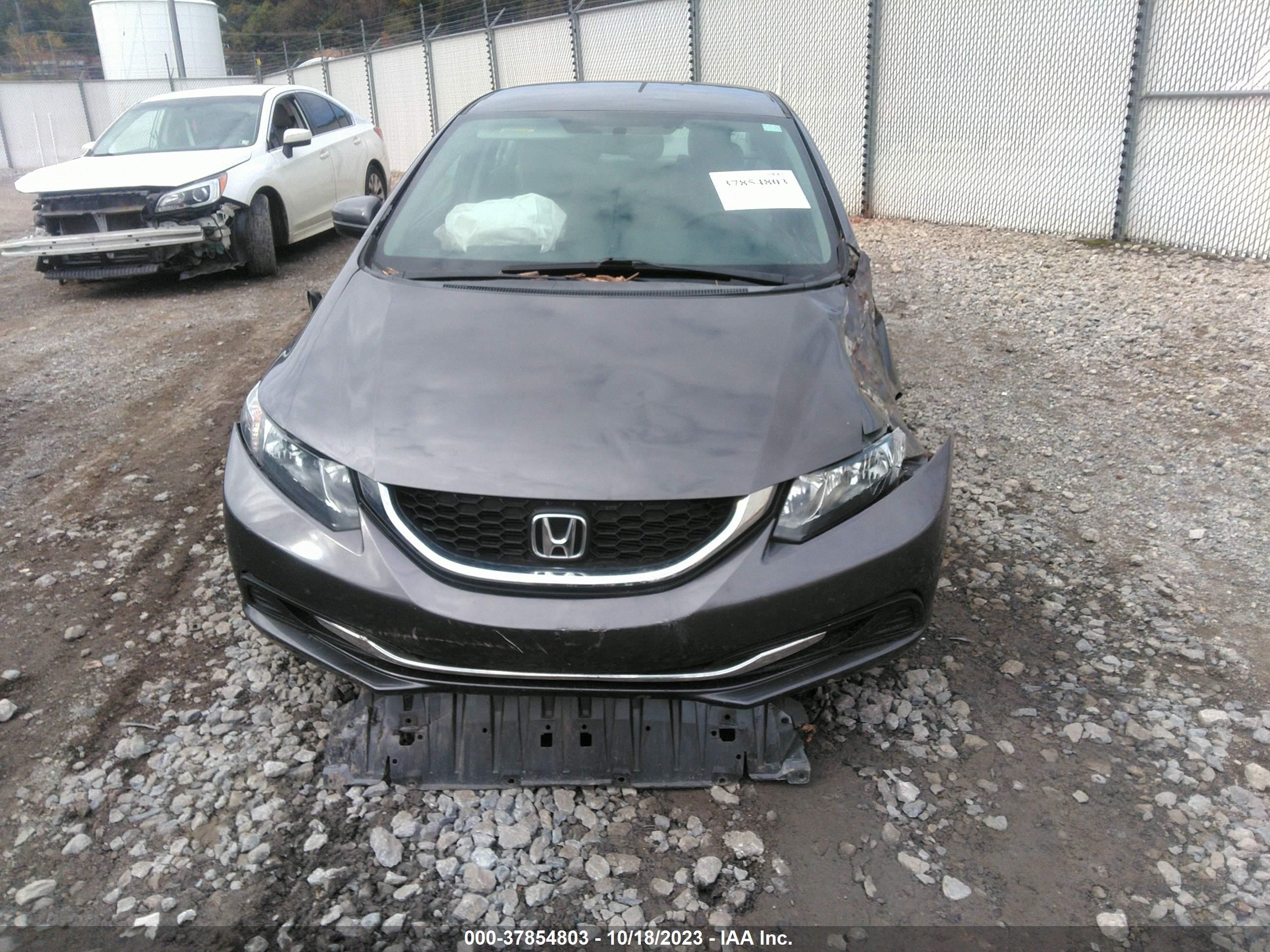 Photo 11 VIN: 19XFB2F52EE218023 - HONDA CIVIC 