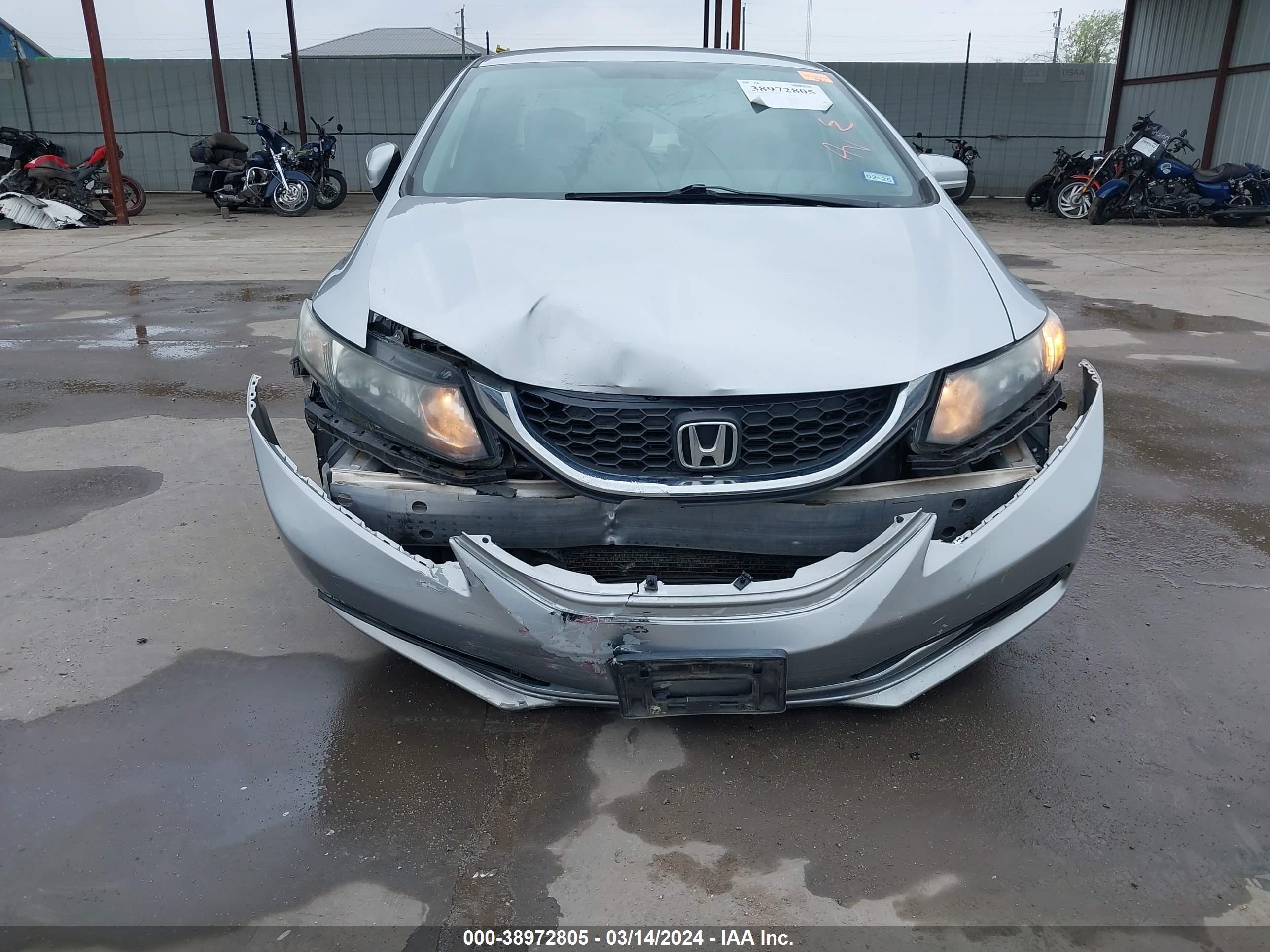 Photo 5 VIN: 19XFB2F52FE076144 - HONDA CIVIC 