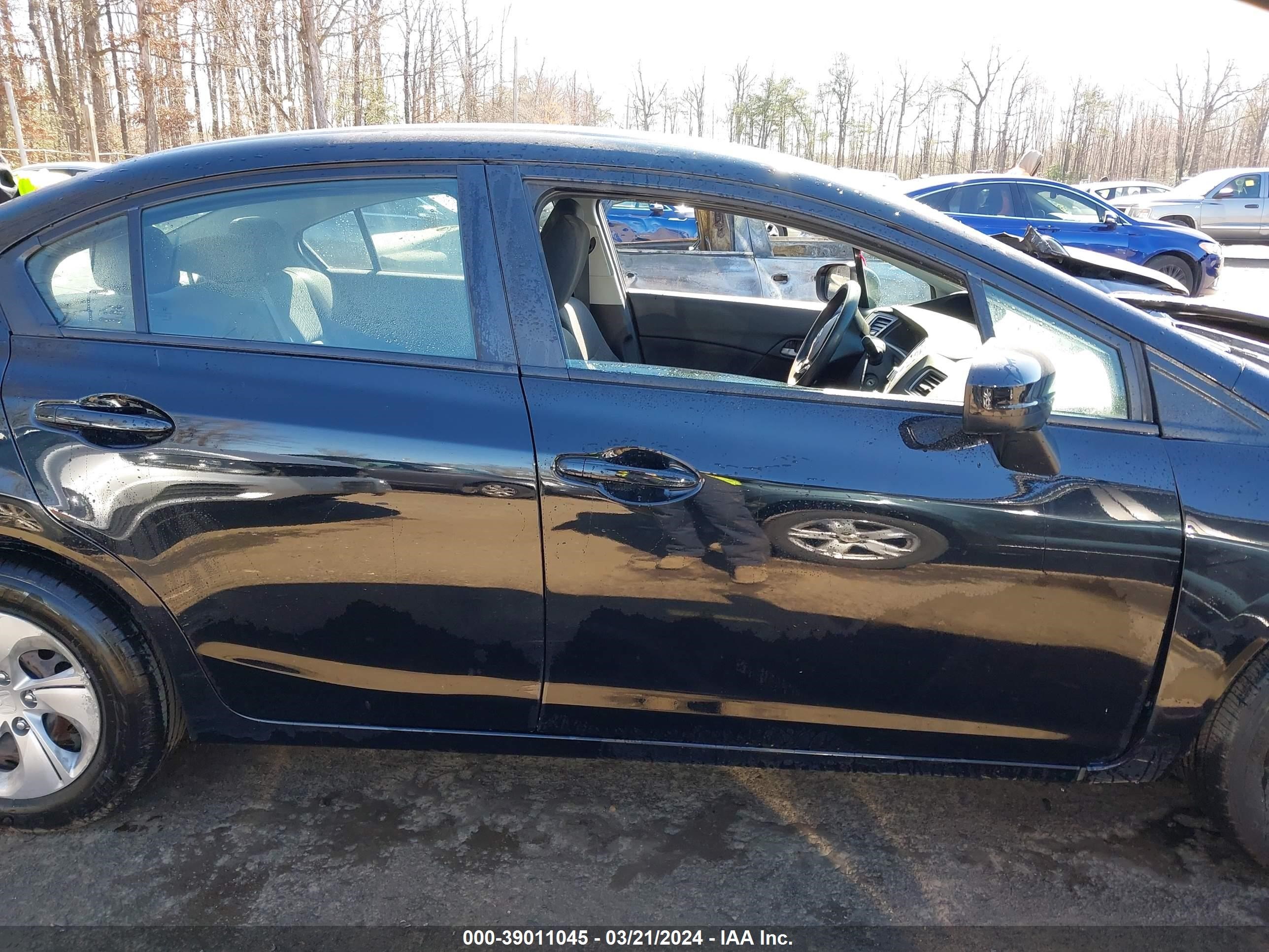 Photo 13 VIN: 19XFB2F52FE222056 - HONDA CIVIC 