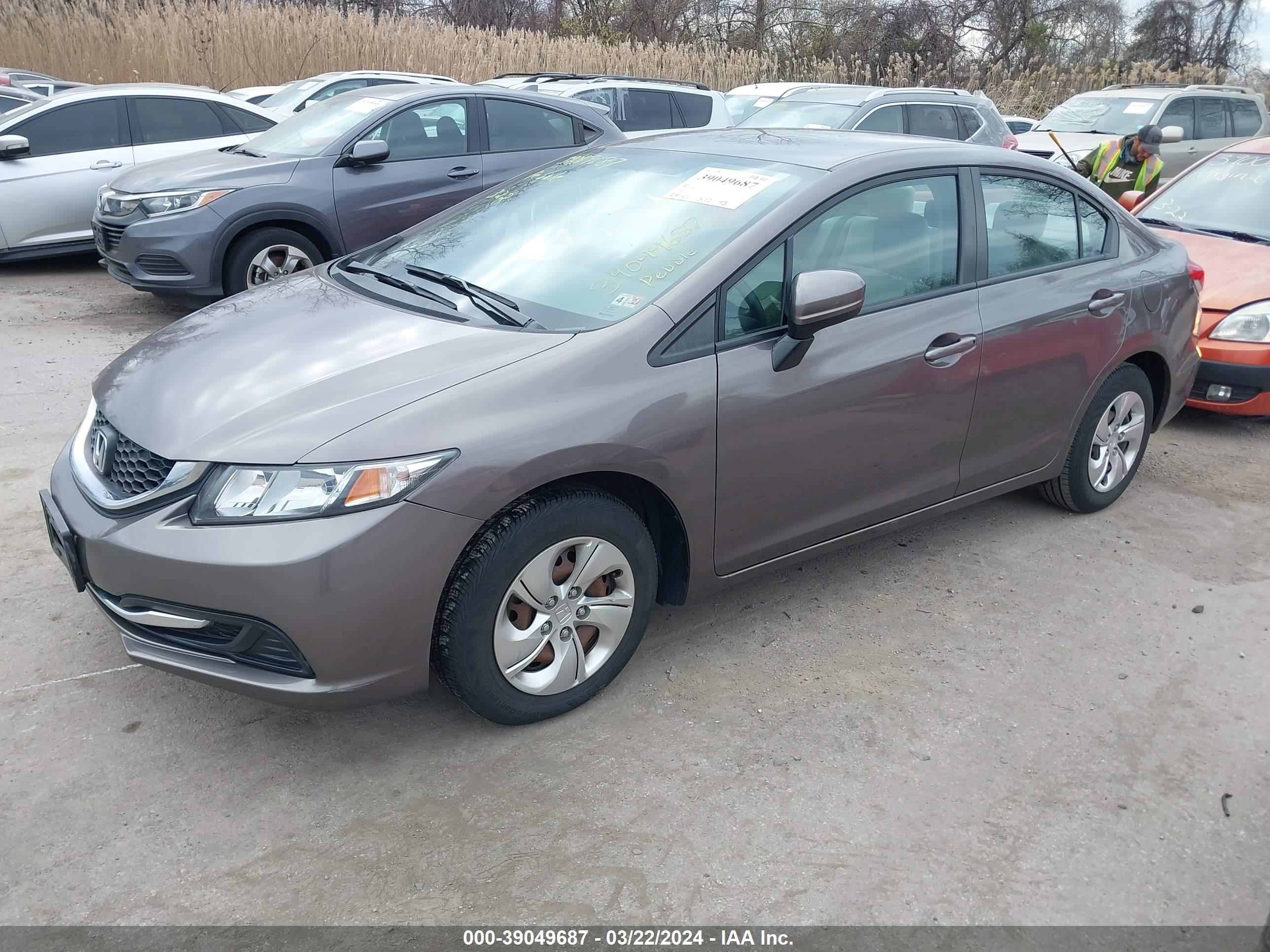 Photo 1 VIN: 19XFB2F52FE297890 - HONDA CIVIC 