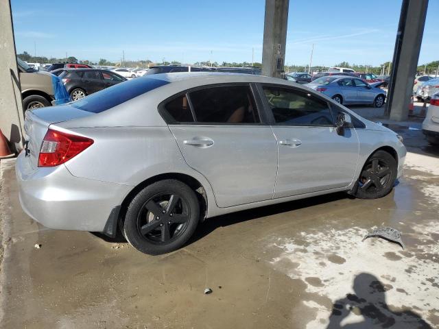 Photo 2 VIN: 19XFB2F53CE094874 - HONDA CIVIC 