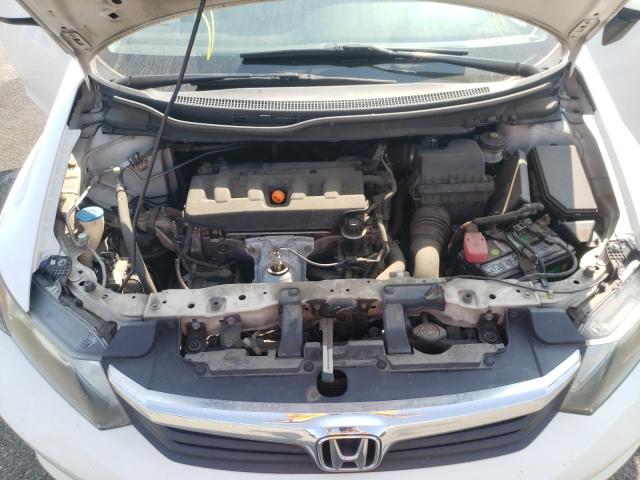 Photo 6 VIN: 19XFB2F53CE307919 - HONDA CIVIC LX 