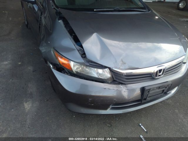 Photo 5 VIN: 19XFB2F53CE388811 - HONDA CIVIC SDN 