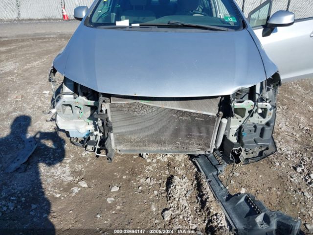 Photo 5 VIN: 19XFB2F53DE265558 - HONDA CIVIC 