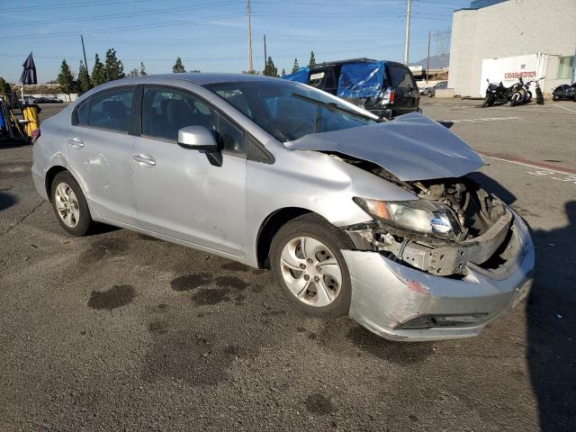 Photo 3 VIN: 19XFB2F53DE269786 - HONDA CIVIC 