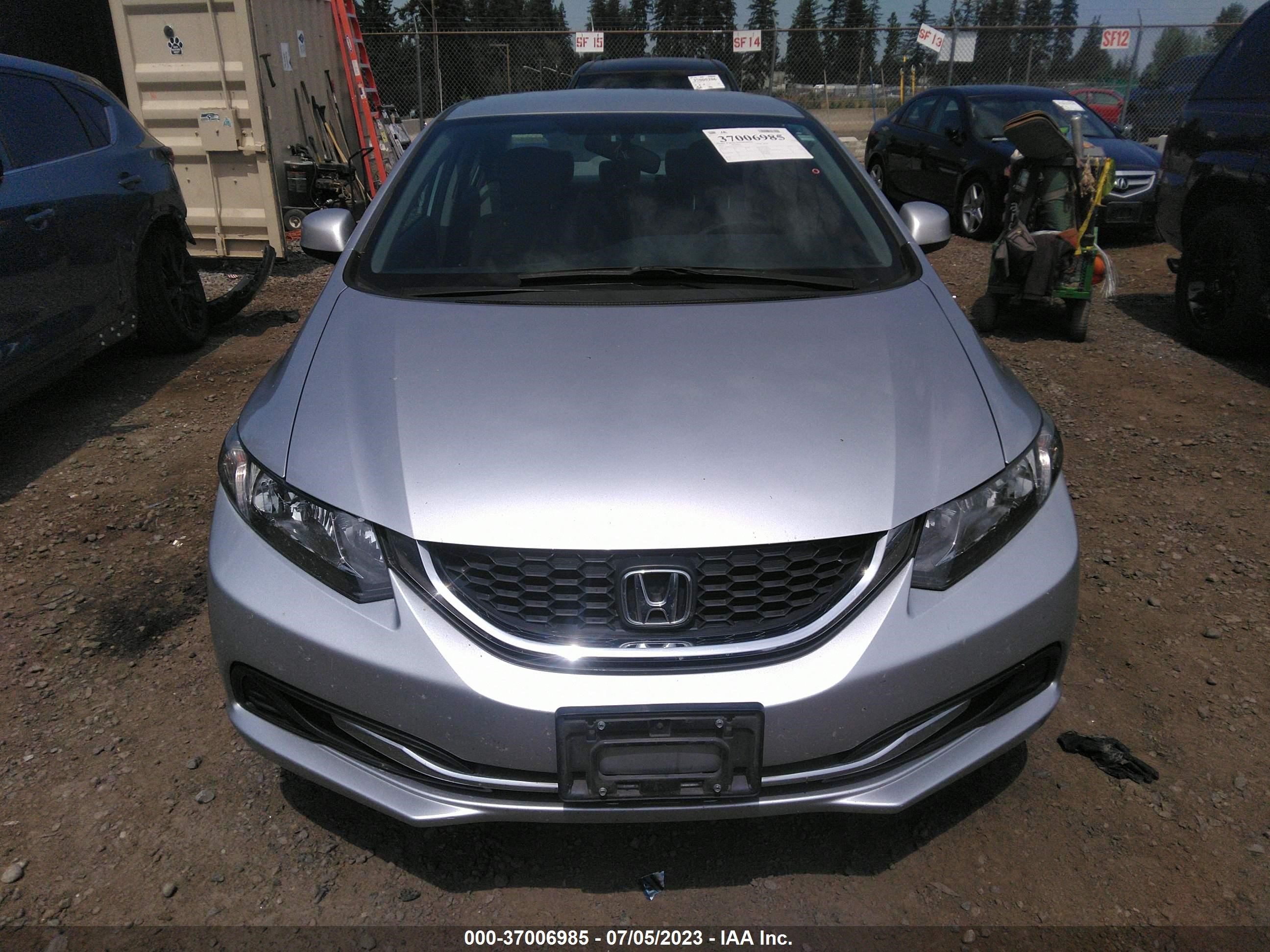 Photo 11 VIN: 19XFB2F53DE273322 - HONDA CIVIC 