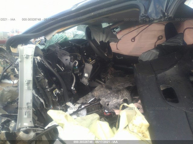 Photo 4 VIN: 19XFB2F53EE250415 - HONDA CIVIC SEDAN 