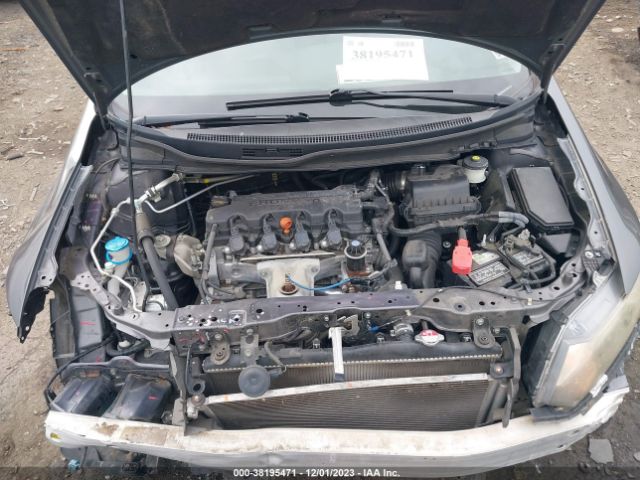 Photo 9 VIN: 19XFB2F53FE024313 - HONDA CIVIC 