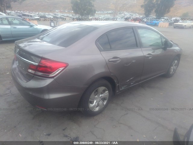 Photo 3 VIN: 19XFB2F53FE700663 - HONDA CIVIC SEDAN 