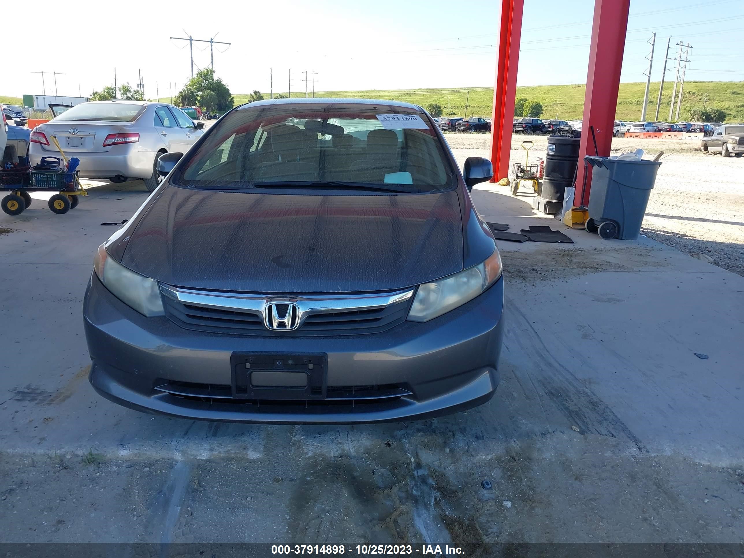 Photo 10 VIN: 19XFB2F54CE307198 - HONDA CIVIC 