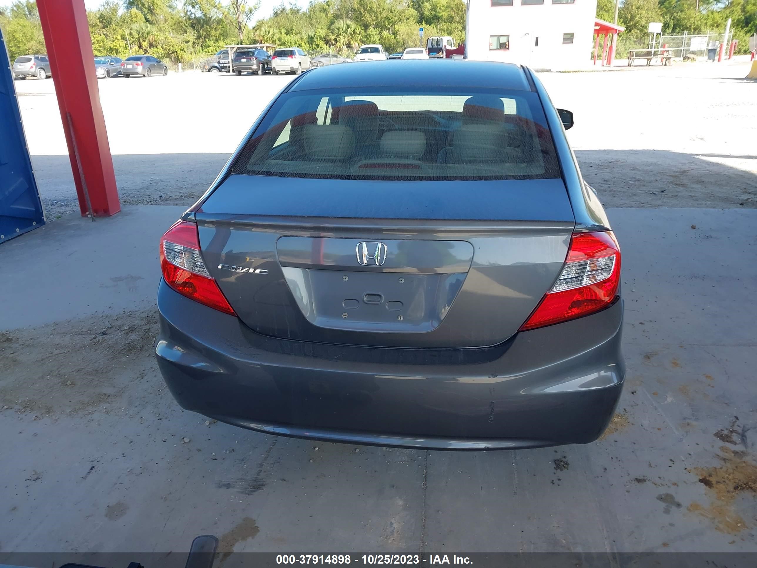 Photo 14 VIN: 19XFB2F54CE307198 - HONDA CIVIC 