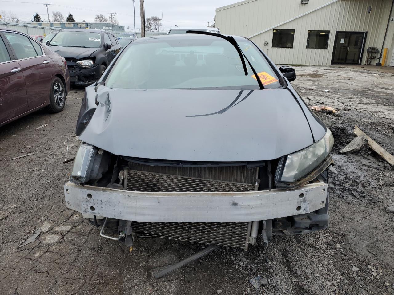 Photo 4 VIN: 19XFB2F54DE049668 - HONDA CIVIC 