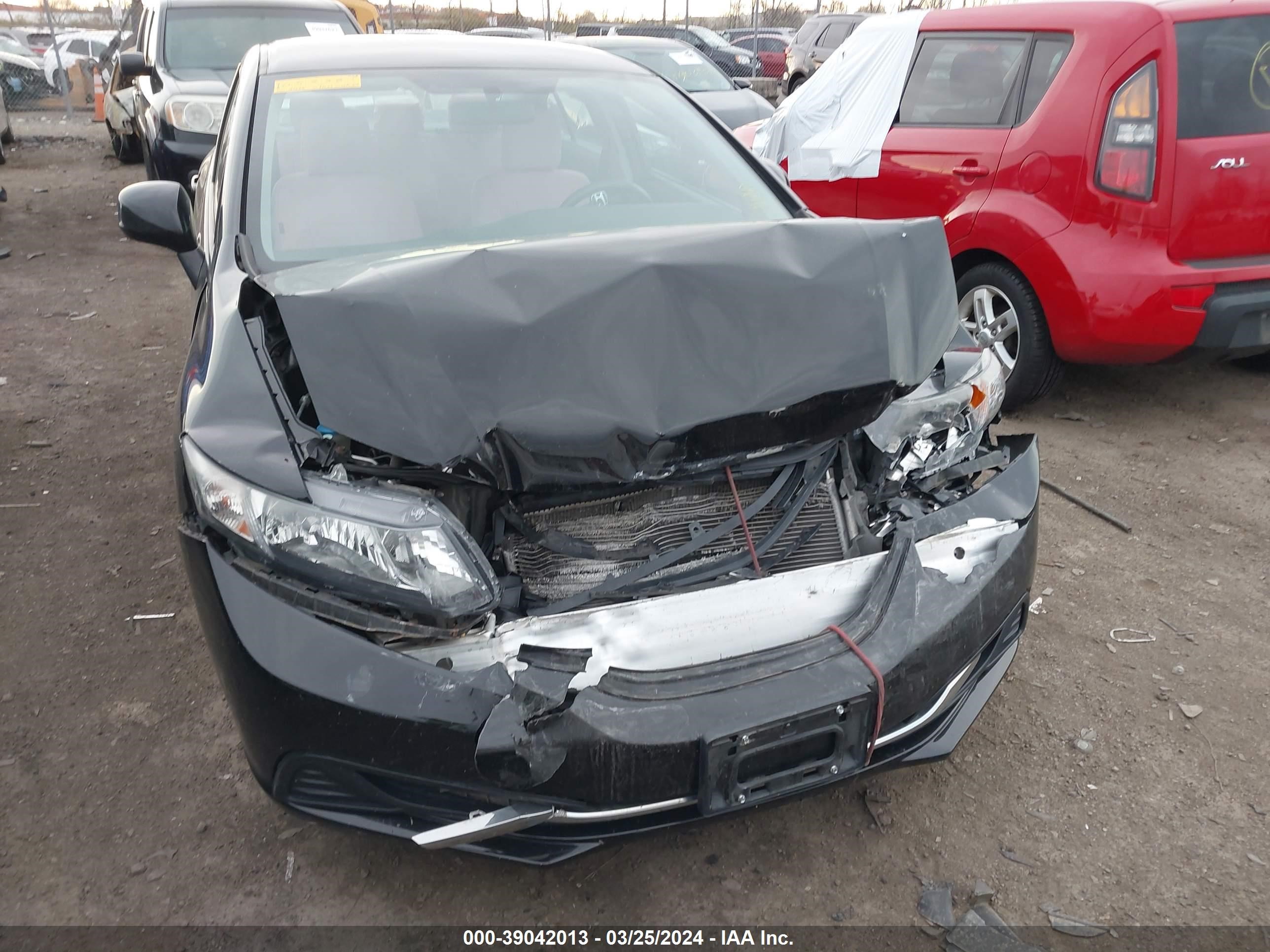 Photo 5 VIN: 19XFB2F54DE053381 - HONDA CIVIC 