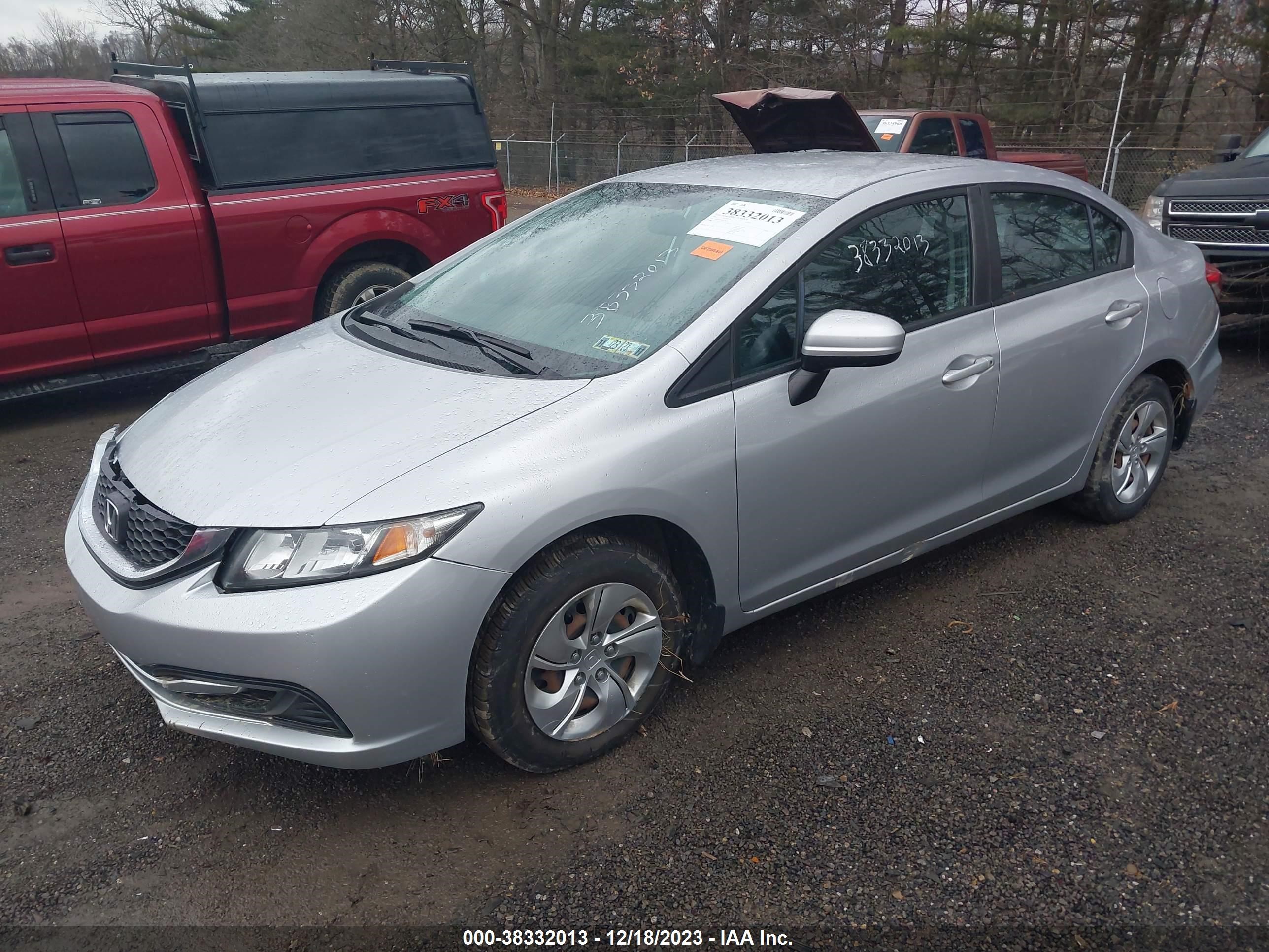 Photo 1 VIN: 19XFB2F54EE241187 - HONDA CIVIC 