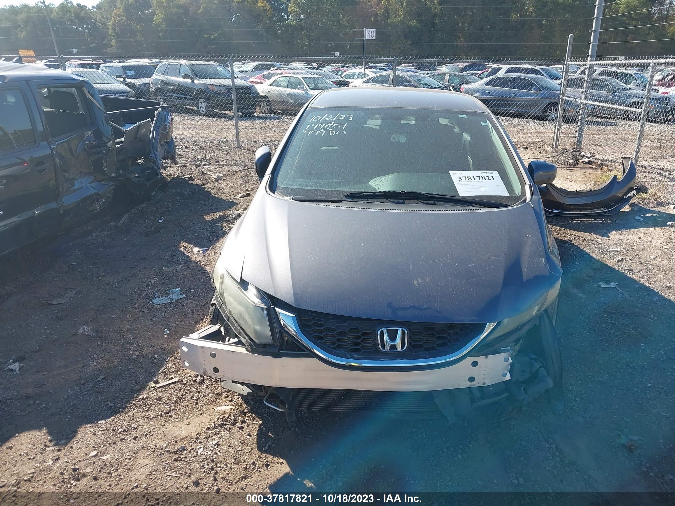 Photo 11 VIN: 19XFB2F54FE038835 - HONDA CIVIC 