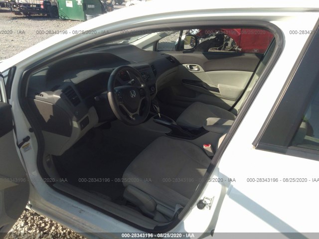 Photo 4 VIN: 19XFB2F55CE075226 - HONDA CIVIC SDN 