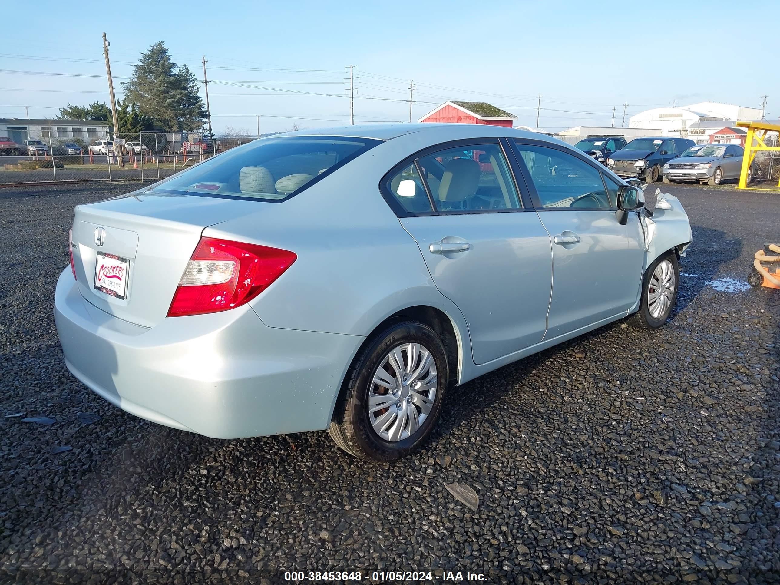 Photo 3 VIN: 19XFB2F55CE330831 - HONDA CIVIC 