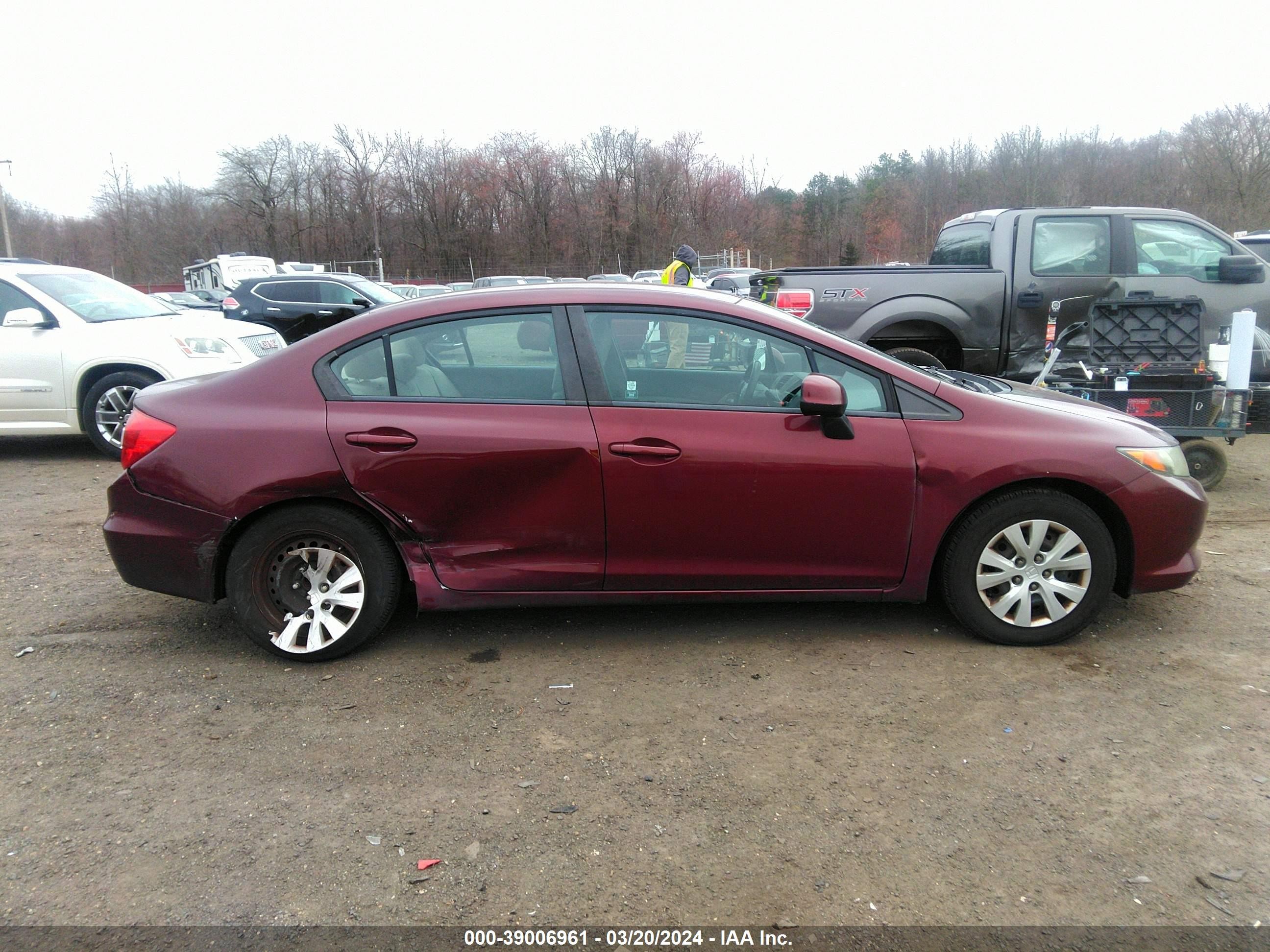 Photo 12 VIN: 19XFB2F55CE377339 - HONDA CIVIC 