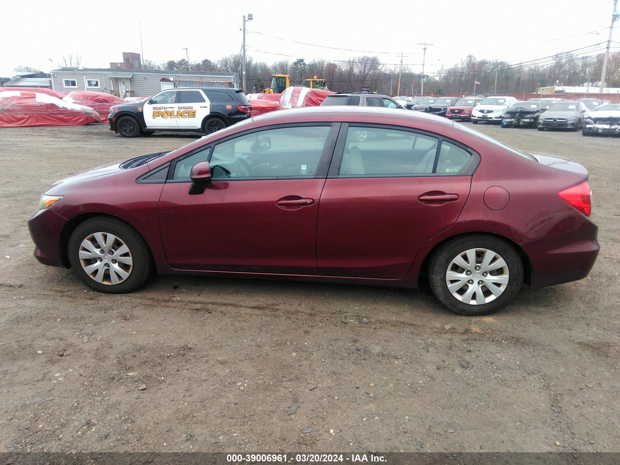 Photo 13 VIN: 19XFB2F55CE377339 - HONDA CIVIC 