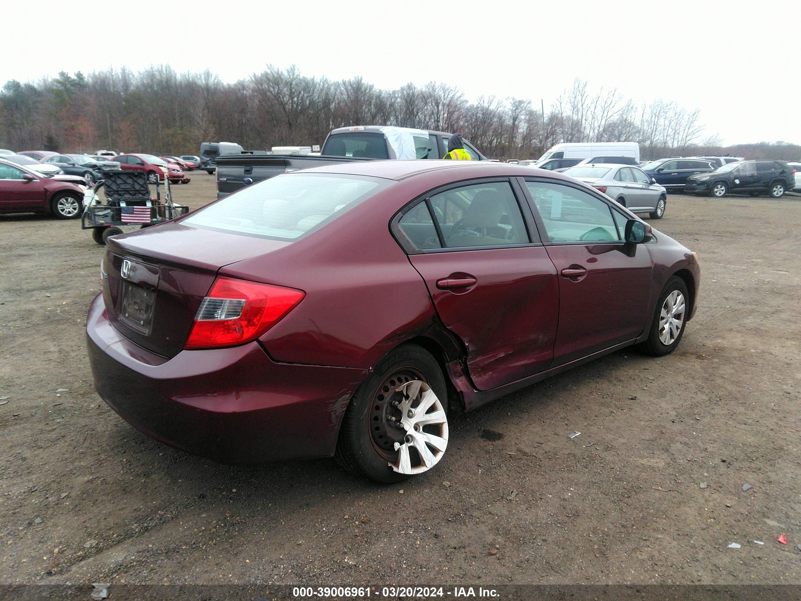 Photo 3 VIN: 19XFB2F55CE377339 - HONDA CIVIC 