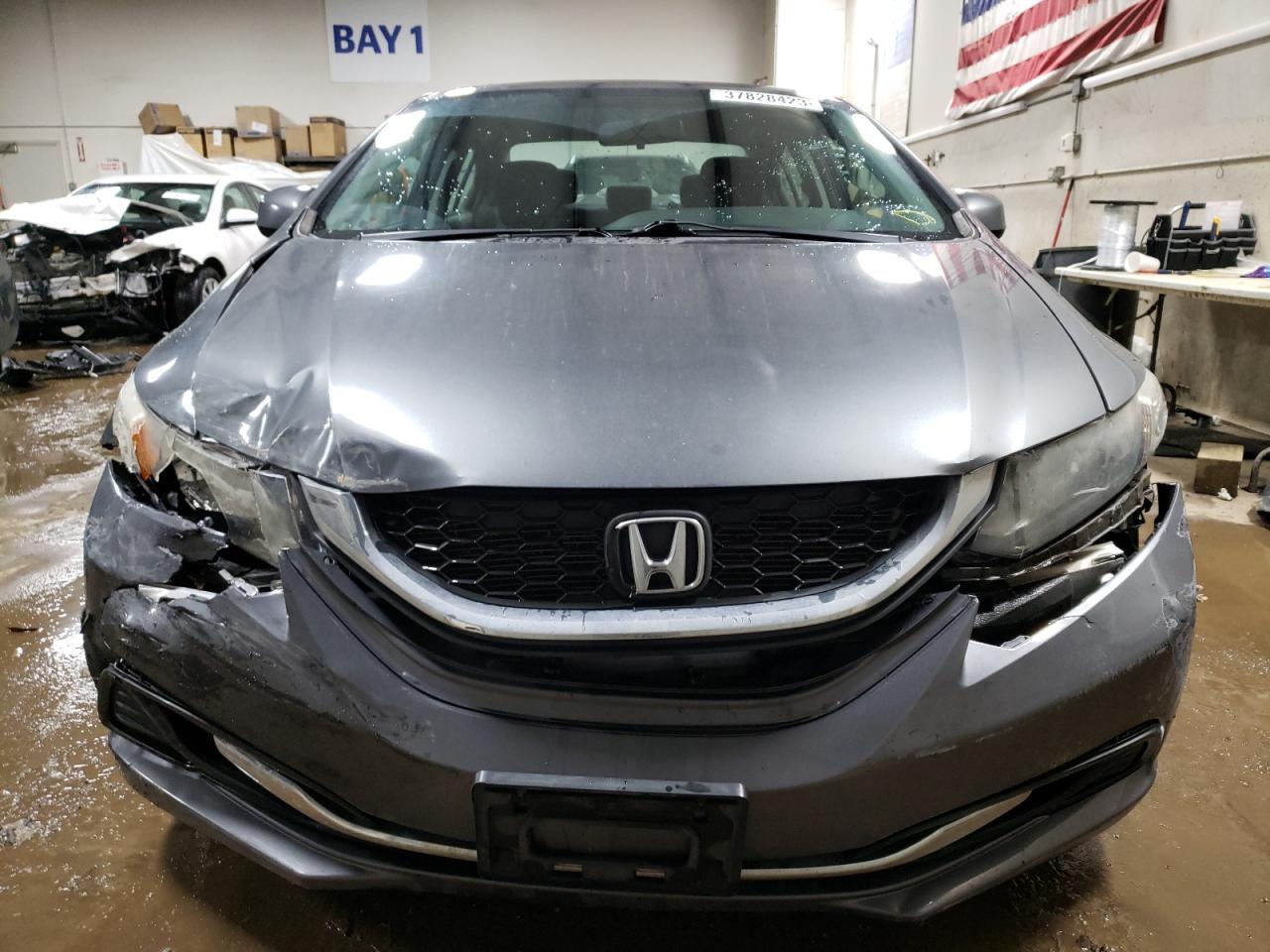 Photo 5 VIN: 19XFB2F55DE023032 - HONDA CIVIC 