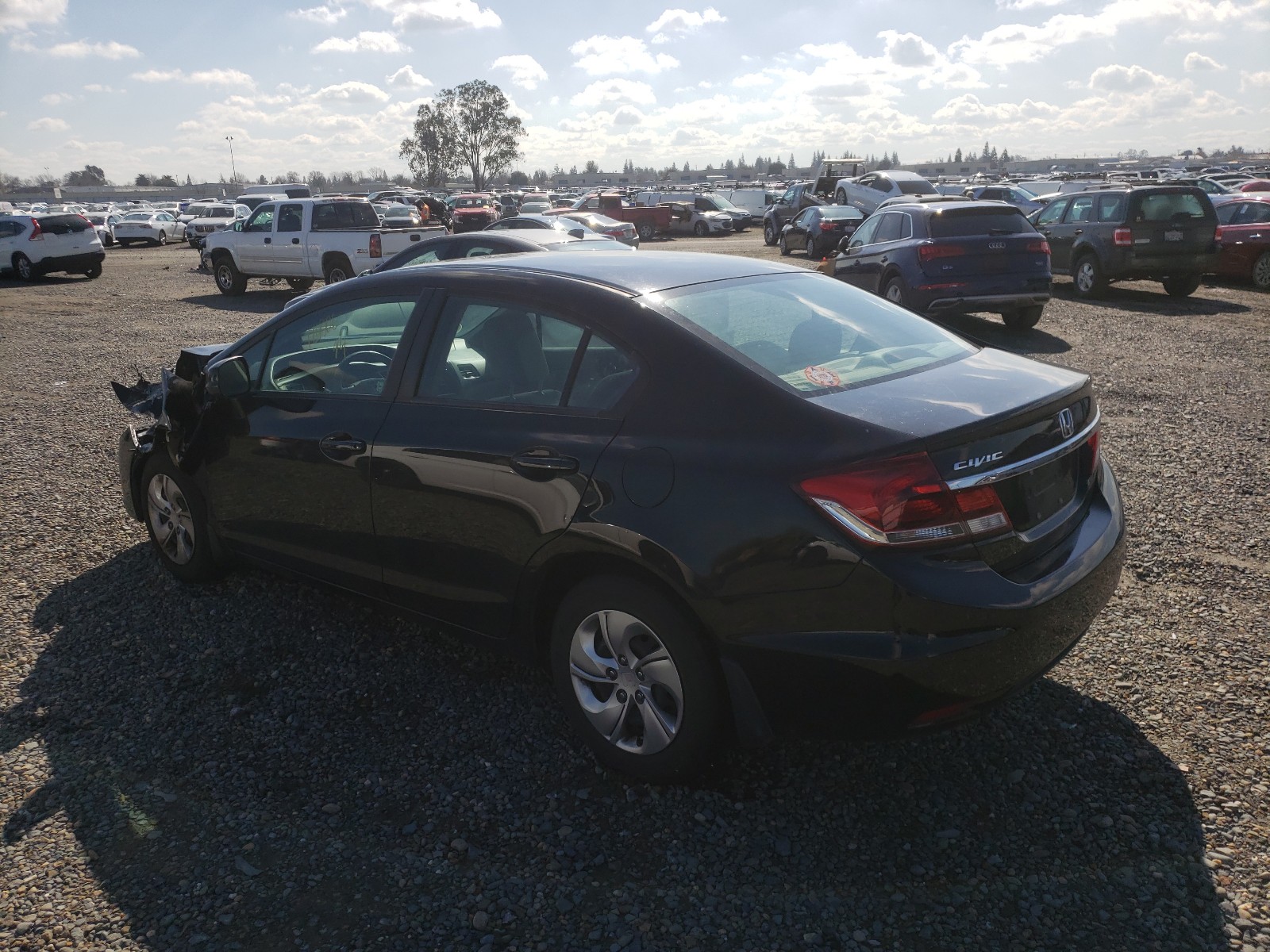 Photo 2 VIN: 19XFB2F55DE216524 - HONDA CIVIC LX 