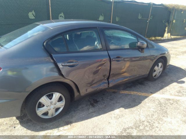 Photo 5 VIN: 19XFB2F55EE226553 - HONDA CIVIC SEDAN 