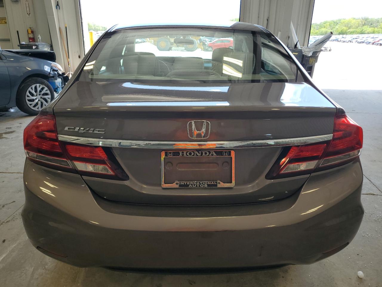 Photo 5 VIN: 19XFB2F55FE036060 - HONDA CIVIC 