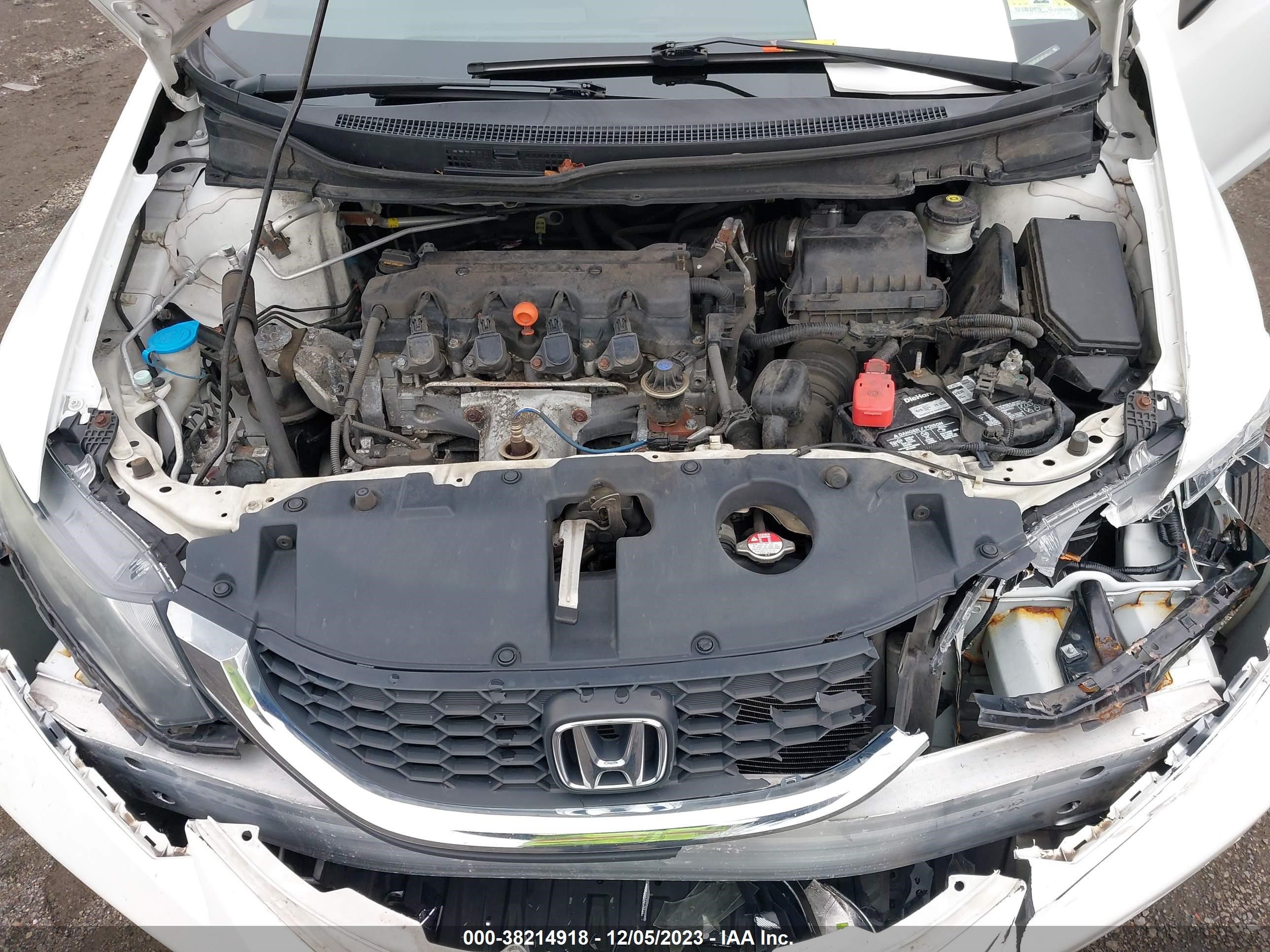 Photo 9 VIN: 19XFB2F55FE228739 - HONDA CIVIC 