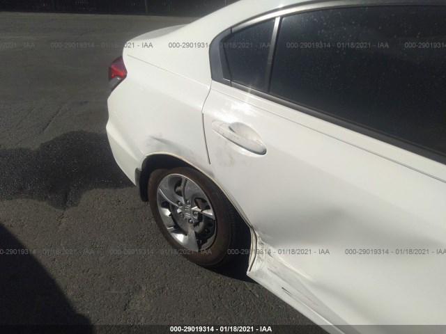 Photo 5 VIN: 19XFB2F55FE236811 - HONDA CIVIC SEDAN 