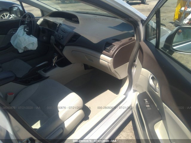 Photo 4 VIN: 19XFB2F56CE057916 - HONDA CIVIC SDN 